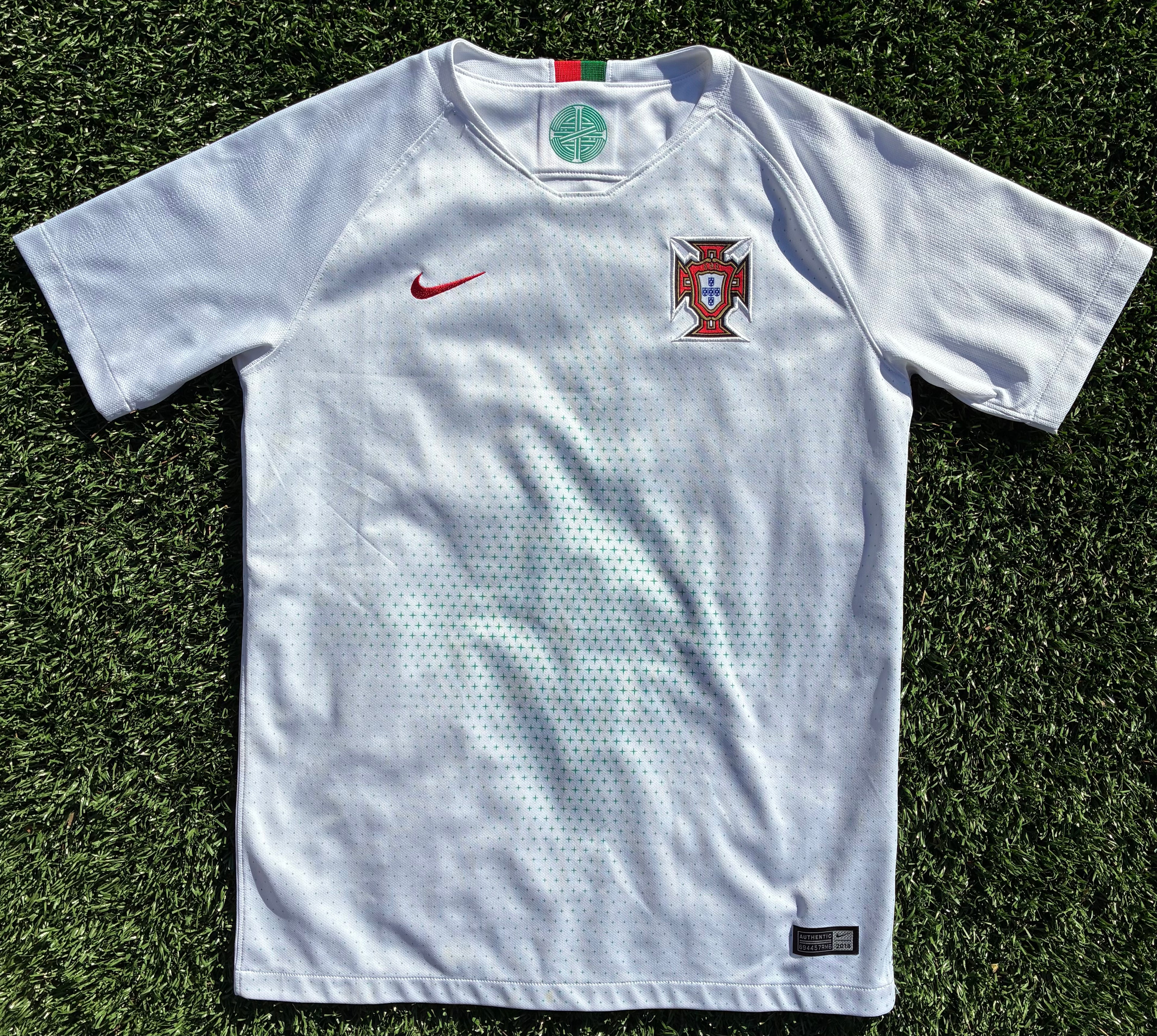 Nike Portugal 18/19 Away Jersey Size Youth Extra Large