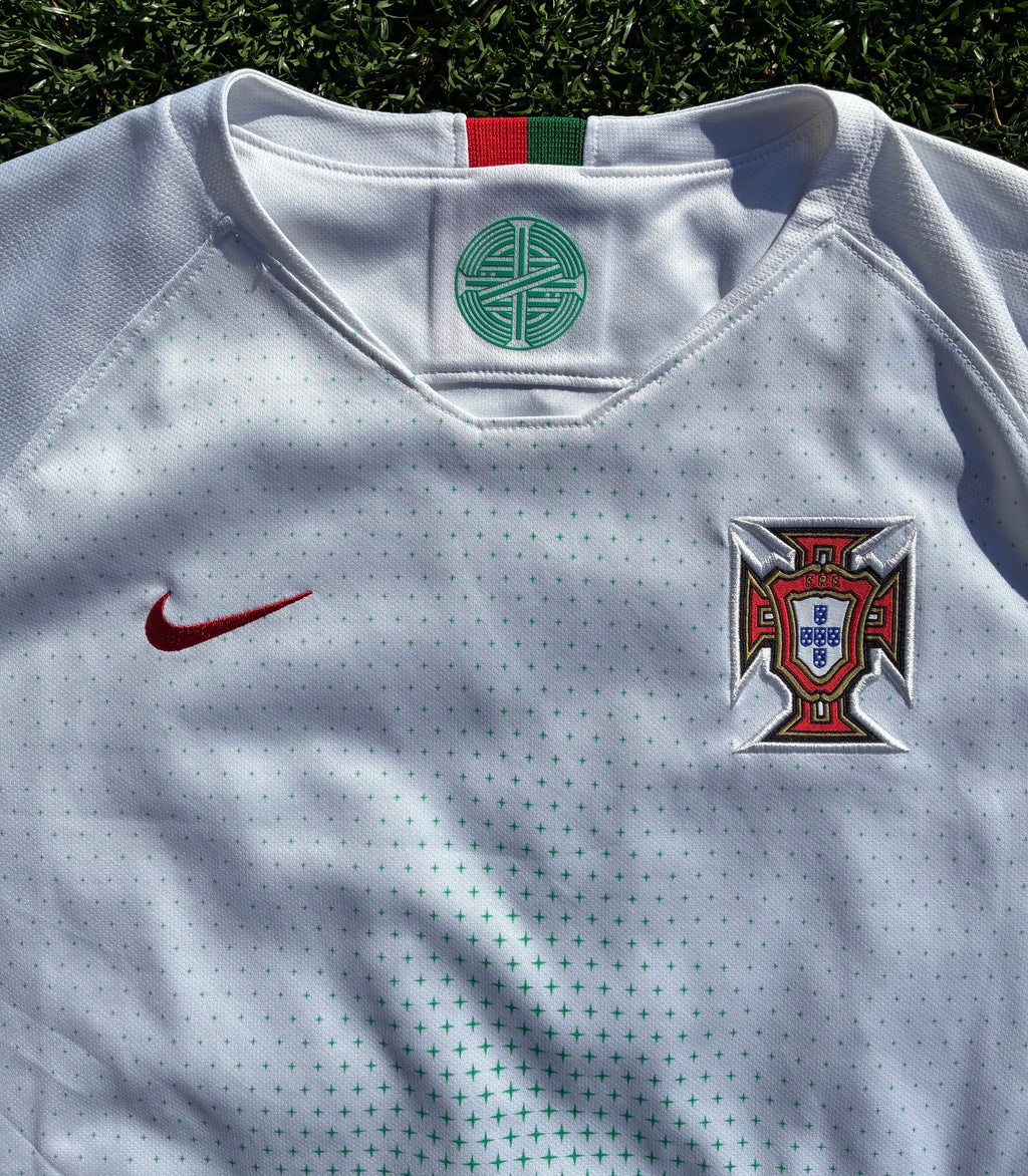 Nike Portugal 18/19 Away Jersey Size Youth Extra Large