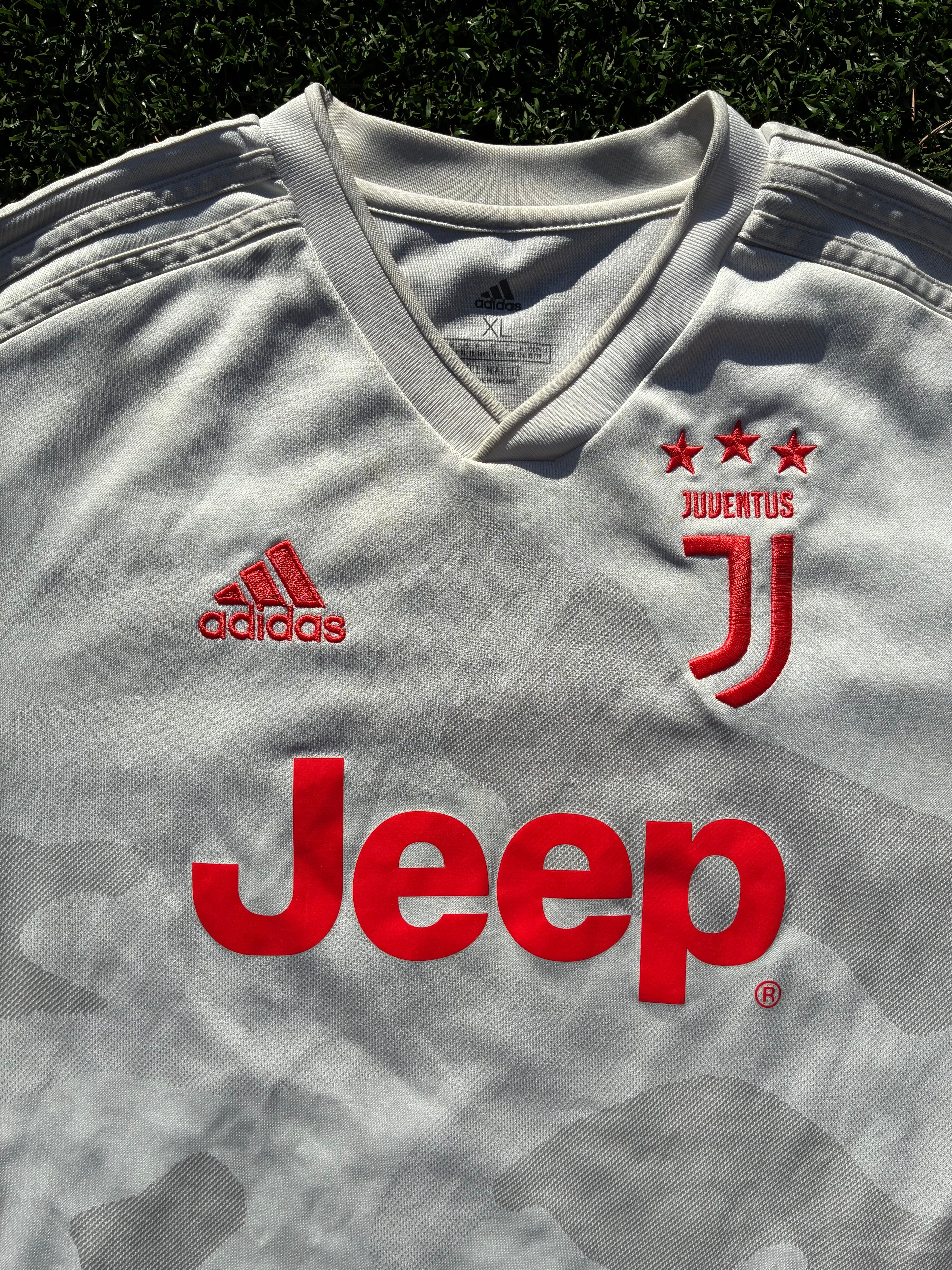 Adidas Juventus 19/20 Away Jersey Size Youth XL