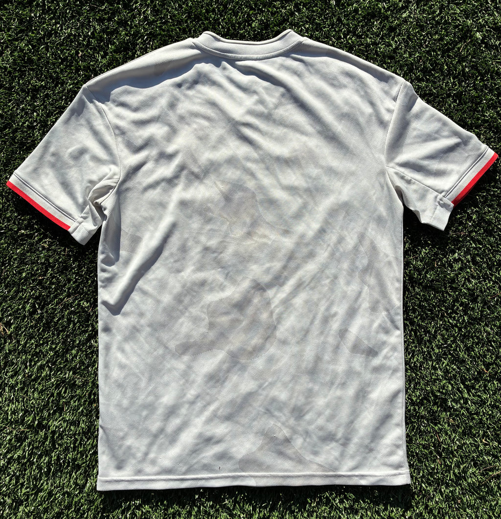 Adidas Juventus 19/20 Away Jersey Size Youth XL